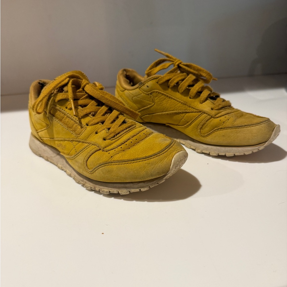 Women’s Classic Reebok Mustard Yellow Suede Sneakers